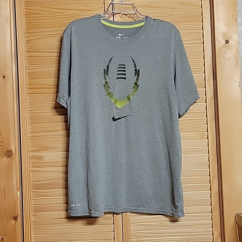 Nike dri fit tee shirt football mens size Large grey